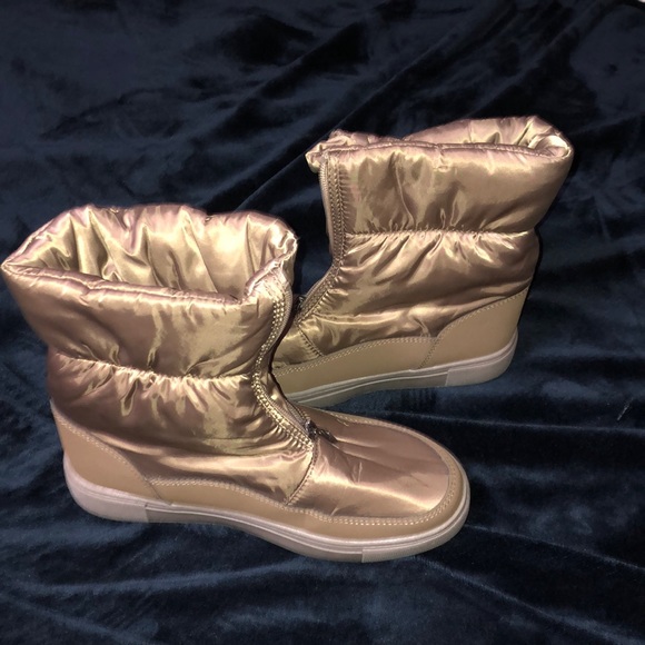 2/$16 Capa de Ozono winter boots